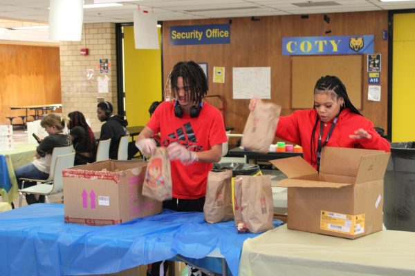 Three YE classes participate in Market Day